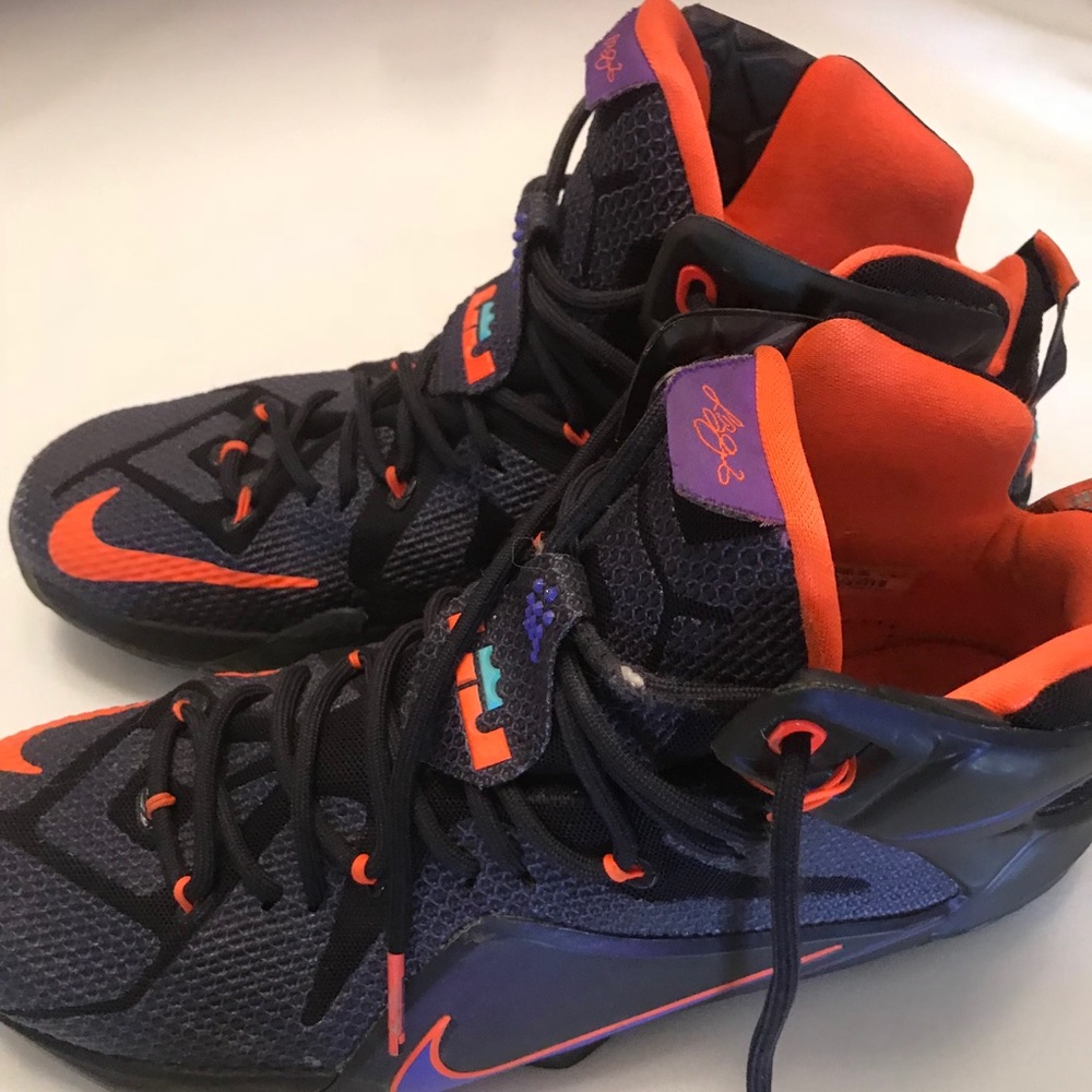 Nike Lebron James Purple Shoes S:12.